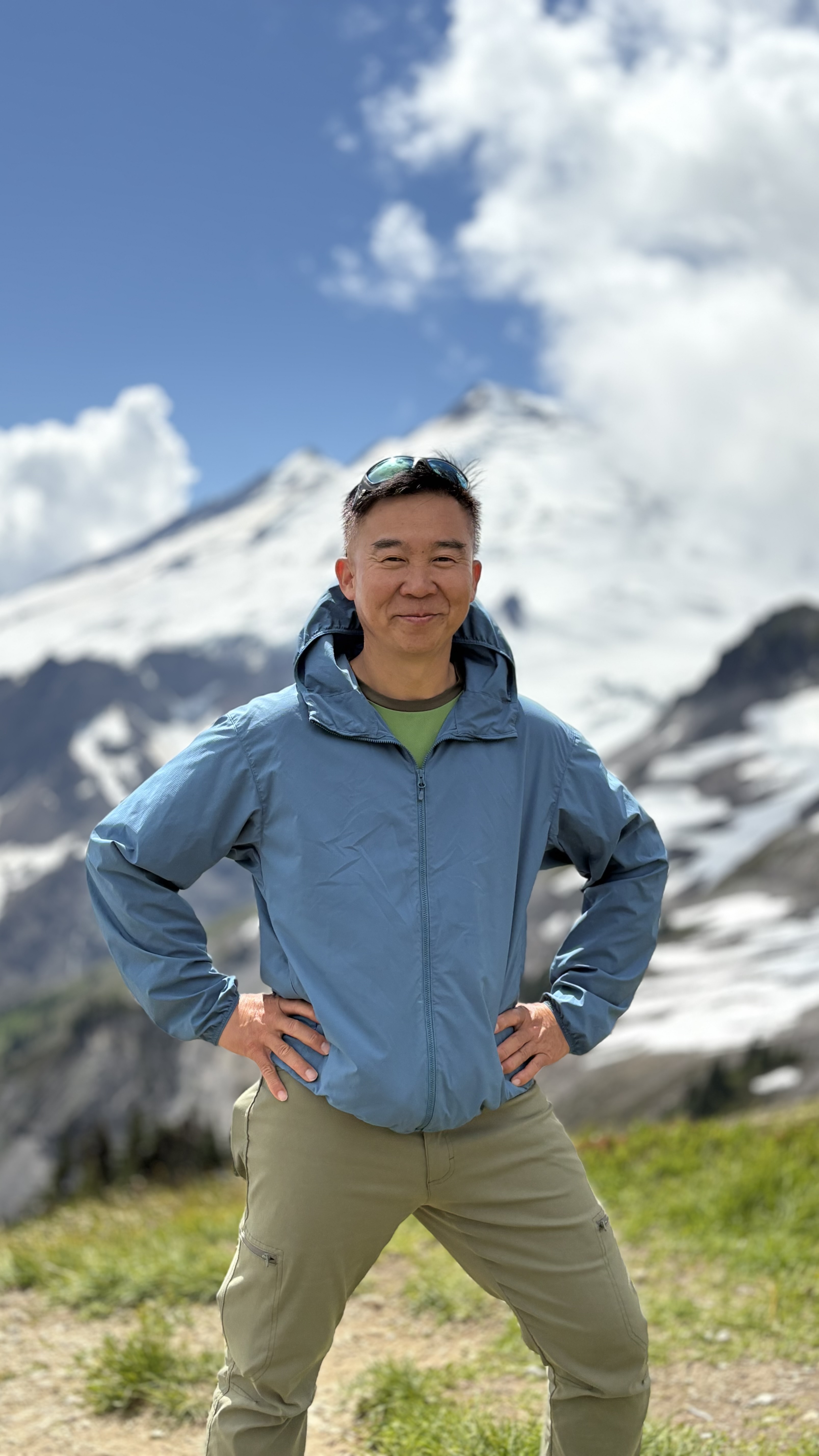 Private guided hiking experience BC mountains Vancouver nature